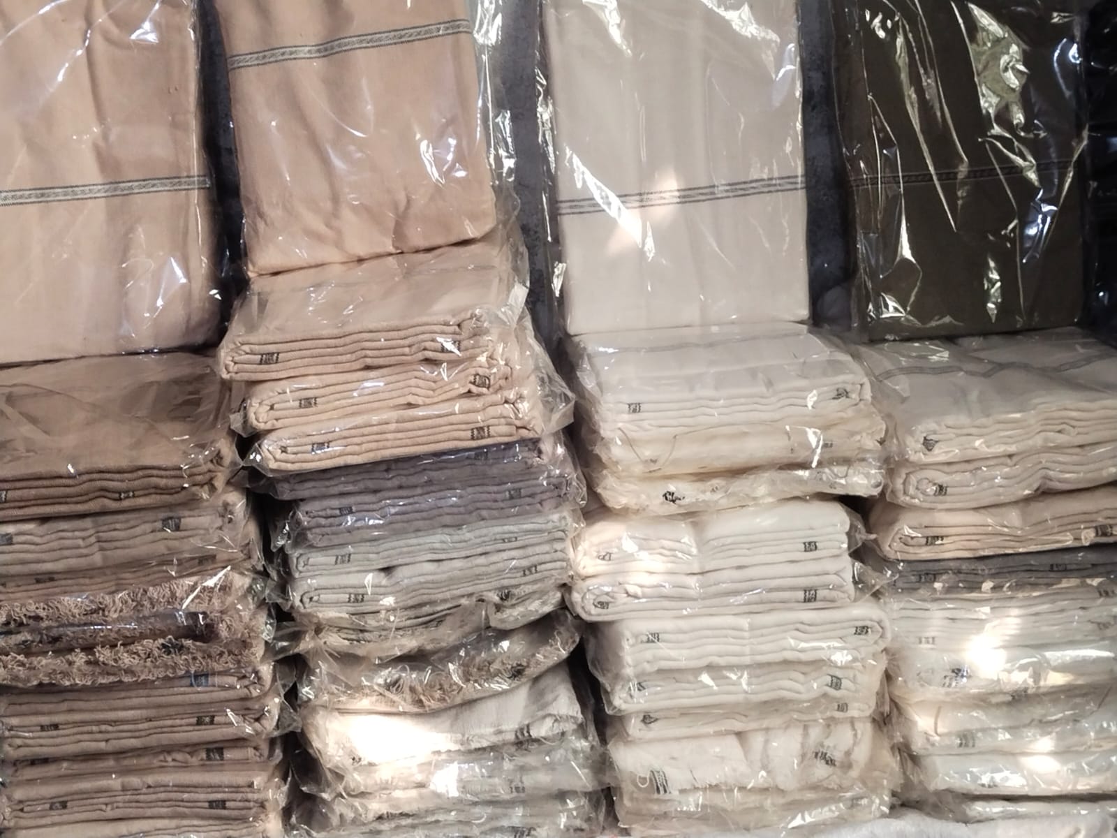 মৎস্যজীবীদল নেতা মুন্সী মোঃ শাহজালালের বাবার মৃত্যুবার্ষিকীতে শীতবস্ত্র বিতরণ